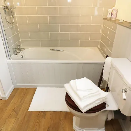 The Hayloft グレンジ・オーバー・サンズ